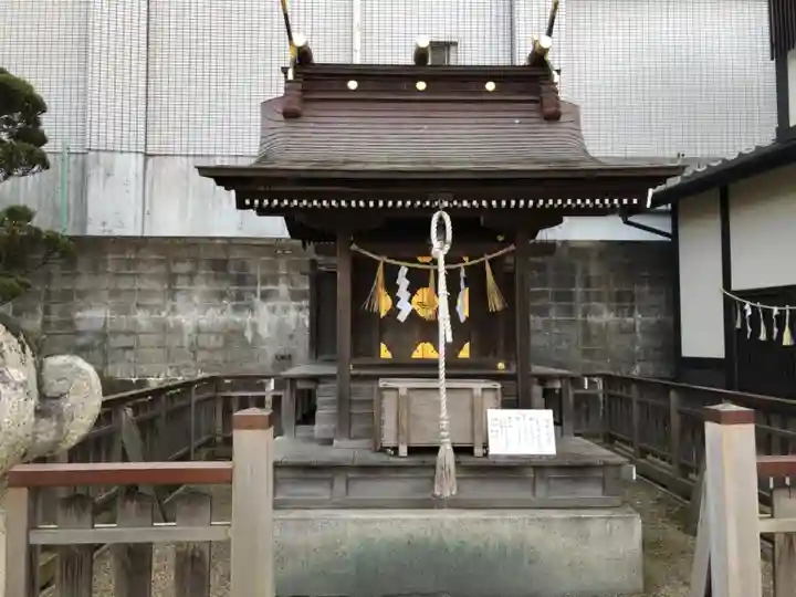 御釜神社の本殿・本堂