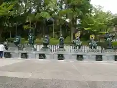 霊山寺の建物その他