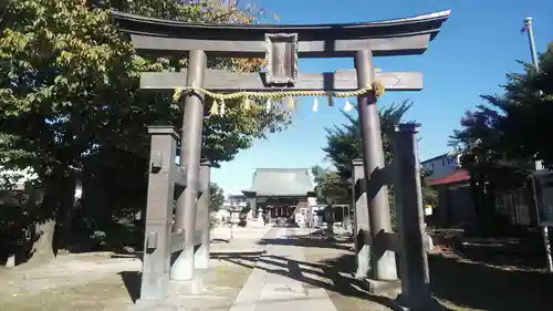 舘氷川神社の鳥居