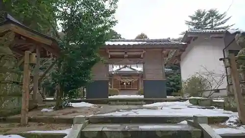 諏訪神社の山門・神門