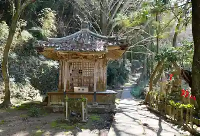 平等寺奥の院　月夜御水大師(徳島県)