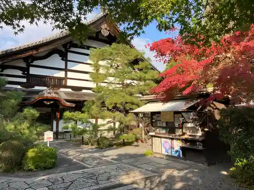 金地院の建物その他