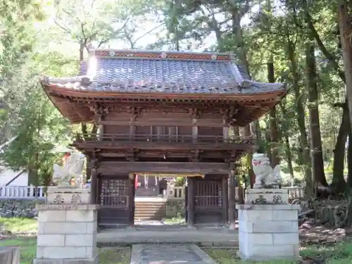 弓削神社の山門・神門