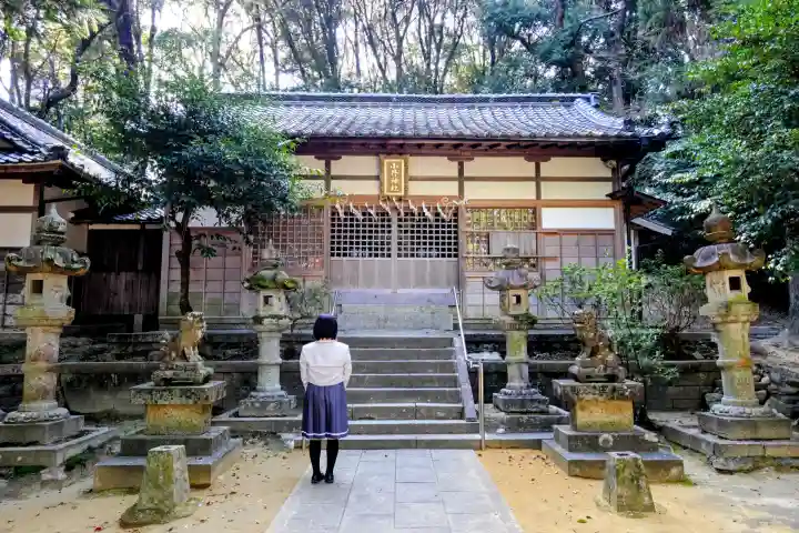 小丹神社の本殿・本堂