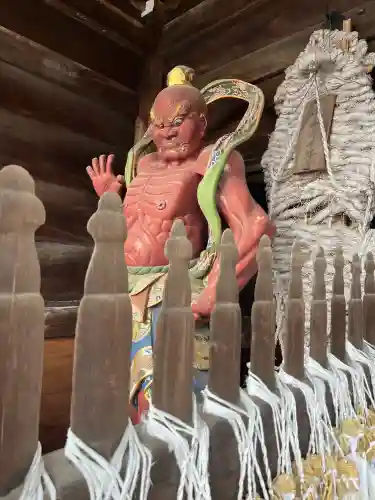 中山寺の{uncategorized: "未分類", other: "その他", undefined: "問題あり", building: "その他建物", grave: "お墓", sacred_gate: "鳥居", guardian: "狛犬", statue: "像", buddha: "仏像", history: "歴史", nature: "自然", garden: "庭園", animal: "動物", pagoda: "塔", temizu: "手水舎", mountain_gate: "山門・神門", sanctuary: "本殿・本堂", subordinate: "末社・摂社", art: "芸術", scenery: "景色", jizo: "地蔵", ema: "絵馬", goshuin: "御朱印", omikuji: "おみくじ", items: "授与品その他", amulet: "お守り", goshuincho: "御朱印帳", eats: "食事", festival: "お祭り", votive_dance: "神楽", shichigosan: "七五三参", wedding: "結婚式", experience: "体験その他", initially: "初詣", around: "周辺", anti_infection: "感染症対策"}