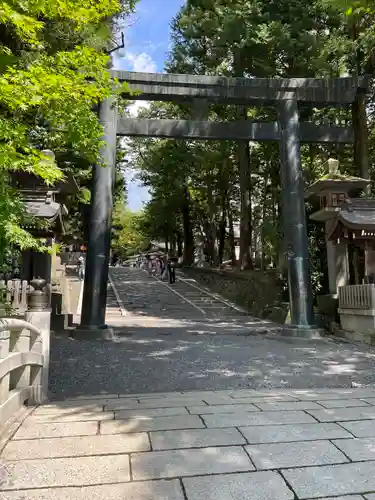 諏訪大社下社秋宮(長野県)