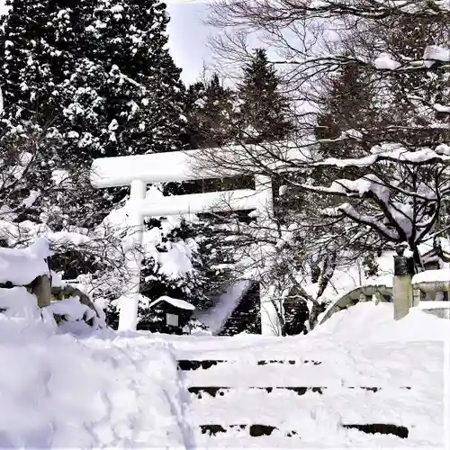 土津神社｜こどもと出世の神さまの鳥居