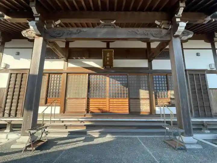 永木寺の{uncategorized: "未分類", other: "その他", undefined: "問題あり", building: "その他建物", grave: "お墓", sacred_gate: "鳥居", guardian: "狛犬", statue: "像", buddha: "仏像", history: "歴史", nature: "自然", garden: "庭園", animal: "動物", pagoda: "塔", temizu: "手水舎", mountain_gate: "山門・神門", sanctuary: "本殿・本堂", subordinate: "末社・摂社", art: "芸術", scenery: "景色", jizo: "地蔵", ema: "絵馬", goshuin: "御朱印", omikuji: "おみくじ", items: "授与品その他", amulet: "お守り", goshuincho: "御朱印帳", eats: "食事", festival: "お祭り", votive_dance: "神楽", shichigosan: "七五三参", wedding: "結婚式", experience: "体験その他", initially: "初詣", around: "周辺", anti_infection: "感染症対策"}