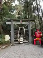 東霧島神社の{uncategorized: "未分類", other: "その他", undefined: "問題あり", building: "その他建物", grave: "お墓", sacred_gate: "鳥居", guardian: "狛犬", statue: "像", buddha: "仏像", history: "歴史", nature: "自然", garden: "庭園", animal: "動物", pagoda: "塔", temizu: "手水舎", mountain_gate: "山門・神門", sanctuary: "本殿・本堂", subordinate: "末社・摂社", art: "芸術", scenery: "景色", jizo: "地蔵", ema: "絵馬", goshuin: "御朱印", omikuji: "おみくじ", items: "授与品その他", amulet: "お守り", goshuincho: "御朱印帳", eats: "食事", festival: "お祭り", votive_dance: "神楽", shichigosan: "七五三参", wedding: "結婚式", experience: "体験その他", initially: "初詣", around: "周辺", anti_infection: "感染症対策"}