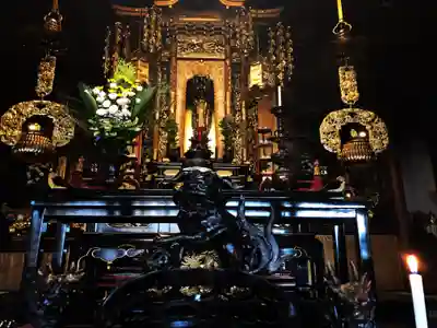 信行寺の本殿・本堂