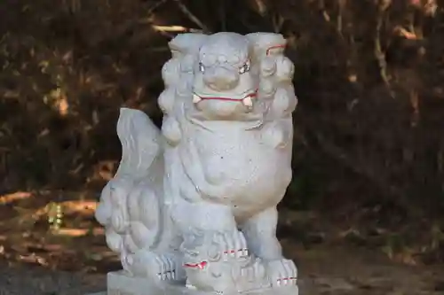 大六天麻王神社の狛犬