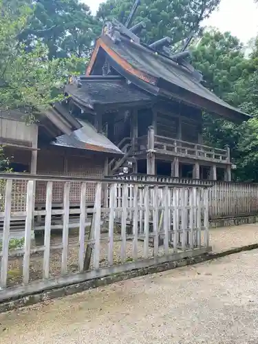 須佐神社の本殿