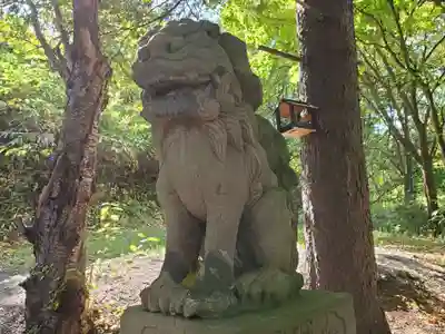 熊碓神社の狛犬