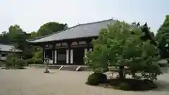 秋篠寺の本殿