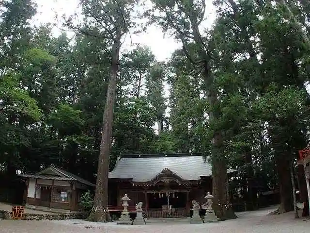 御杖神社の本殿・本堂