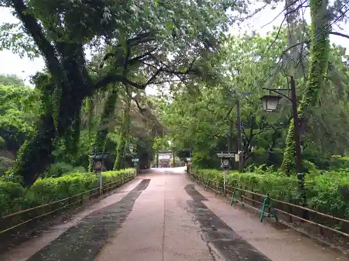 射水神社の庭園