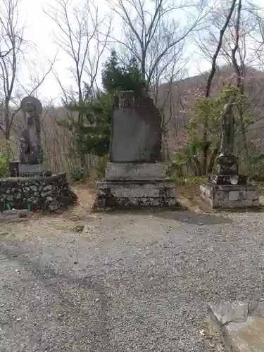 成身院　百体観音堂（さざえ堂）(埼玉県)