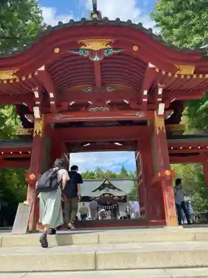 秩父神社の山門・神門