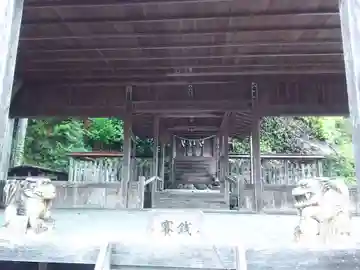 南宮神社の本殿・本堂