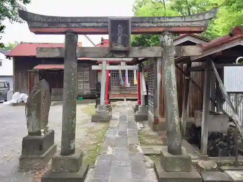 久助稲荷神社の鳥居