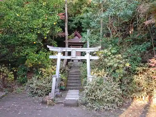 杉本寺の末社