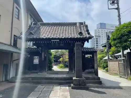 海雲寺の山門