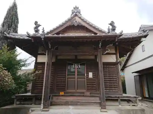 威宝院の本殿・本堂