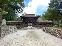 油日神社の山門