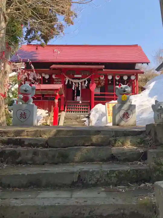鹿角八坂神社の{uncategorized: "未分類", other: "その他", undefined: "問題あり", building: "その他建物", grave: "お墓", sacred_gate: "鳥居", guardian: "狛犬", statue: "像", buddha: "仏像", history: "歴史", nature: "自然", garden: "庭園", animal: "動物", pagoda: "塔", temizu: "手水舎", mountain_gate: "山門・神門", sanctuary: "本殿・本堂", subordinate: "末社・摂社", art: "芸術", scenery: "景色", jizo: "地蔵", ema: "絵馬", goshuin: "御朱印", omikuji: "おみくじ", items: "授与品その他", amulet: "お守り", goshuincho: "御朱印帳", eats: "食事", festival: "お祭り", votive_dance: "神楽", shichigosan: "七五三参", wedding: "結婚式", experience: "体験その他", initially: "初詣", around: "周辺", anti_infection: "感染症対策"}