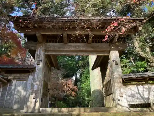 飯高寺の山門