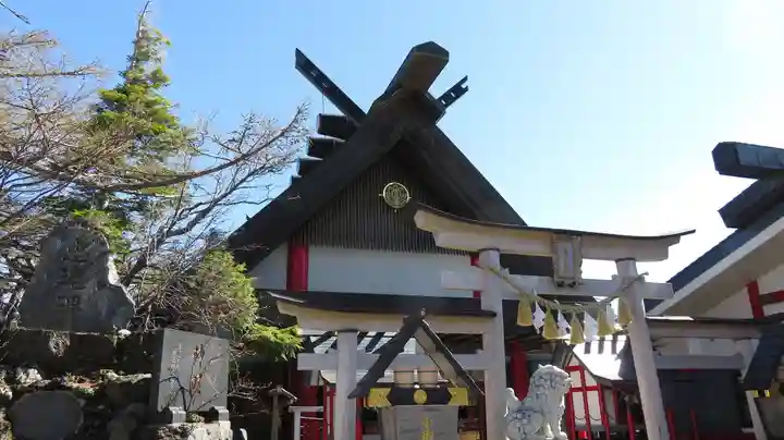 冨士山小御嶽神社の本殿・本堂