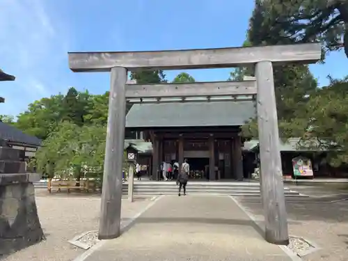 射水神社の鳥居