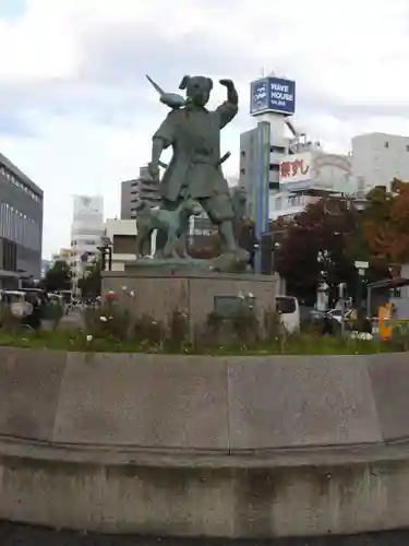 吉備津彦神社の像