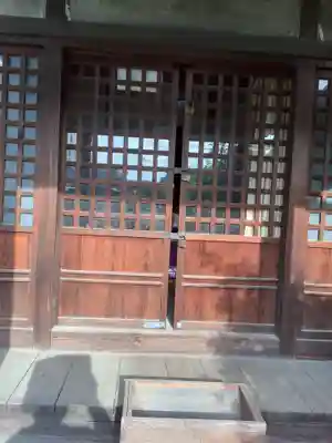 満蔵院の本殿・本堂