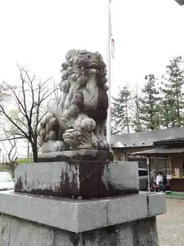 花巻神社の狛犬