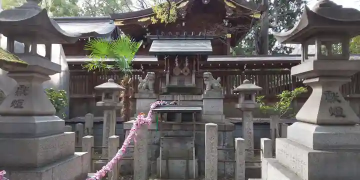 若宮八幡社の末社・摂社