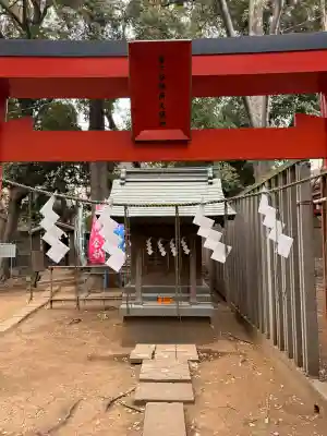 雪ケ谷八幡神社の{uncategorized: "未分類", other: "その他", undefined: "問題あり", building: "その他建物", grave: "お墓", sacred_gate: "鳥居", guardian: "狛犬", statue: "像", buddha: "仏像", history: "歴史", nature: "自然", garden: "庭園", animal: "動物", pagoda: "塔", temizu: "手水舎", mountain_gate: "山門・神門", sanctuary: "本殿・本堂", subordinate: "末社・摂社", art: "芸術", scenery: "景色", jizo: "地蔵", ema: "絵馬", goshuin: "御朱印", omikuji: "おみくじ", items: "授与品その他", amulet: "お守り", goshuincho: "御朱印帳", eats: "食事", festival: "お祭り", votive_dance: "神楽", shichigosan: "七五三参", wedding: "結婚式", experience: "体験その他", initially: "初詣", around: "周辺", anti_infection: "感染症対策"}