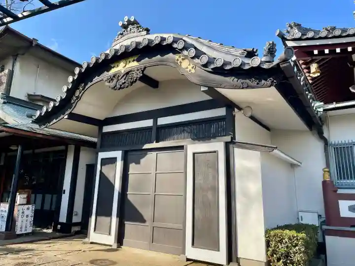 仙寿院の{uncategorized: "未分類", other: "その他", undefined: "問題あり", building: "その他建物", grave: "お墓", sacred_gate: "鳥居", guardian: "狛犬", statue: "像", buddha: "仏像", history: "歴史", nature: "自然", garden: "庭園", animal: "動物", pagoda: "塔", temizu: "手水舎", mountain_gate: "山門・神門", sanctuary: "本殿・本堂", subordinate: "末社・摂社", art: "芸術", scenery: "景色", jizo: "地蔵", ema: "絵馬", goshuin: "御朱印", omikuji: "おみくじ", items: "授与品その他", amulet: "お守り", goshuincho: "御朱印帳", eats: "食事", festival: "お祭り", votive_dance: "神楽", shichigosan: "七五三参", wedding: "結婚式", experience: "体験その他", initially: "初詣", around: "周辺", anti_infection: "感染症対策"}