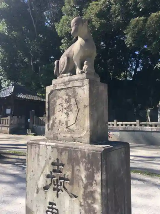 瀧泉寺(目黒不動尊)の狛犬