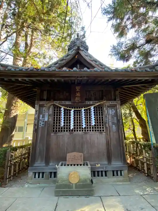 笠間稲荷神社の末社・摂社