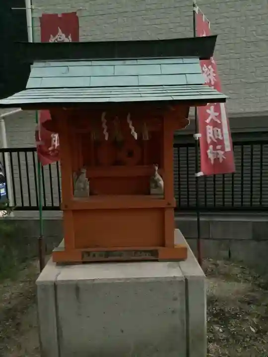 南外山八幡社の末社・摂社