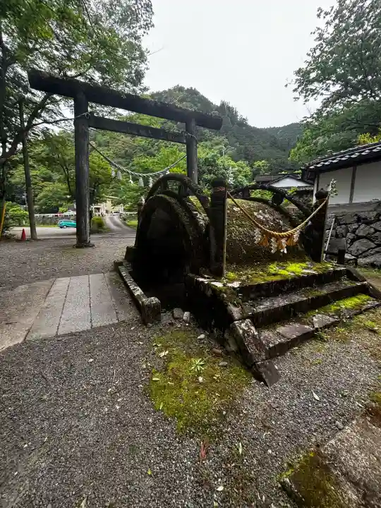 洲原神社の{uncategorized: "未分類", other: "その他", undefined: "問題あり", building: "その他建物", grave: "お墓", sacred_gate: "鳥居", guardian: "狛犬", statue: "像", buddha: "仏像", history: "歴史", nature: "自然", garden: "庭園", animal: "動物", pagoda: "塔", temizu: "手水舎", mountain_gate: "山門・神門", sanctuary: "本殿・本堂", subordinate: "末社・摂社", art: "芸術", scenery: "景色", jizo: "地蔵", ema: "絵馬", goshuin: "御朱印", omikuji: "おみくじ", items: "授与品その他", amulet: "お守り", goshuincho: "御朱印帳", eats: "食事", festival: "お祭り", votive_dance: "神楽", shichigosan: "七五三参", wedding: "結婚式", experience: "体験その他", initially: "初詣", around: "周辺", anti_infection: "感染症対策"}