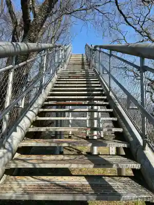 金刀比羅神社の{uncategorized: "未分類", other: "その他", undefined: "問題あり", building: "その他建物", grave: "お墓", sacred_gate: "鳥居", guardian: "狛犬", statue: "像", buddha: "仏像", history: "歴史", nature: "自然", garden: "庭園", animal: "動物", pagoda: "塔", temizu: "手水舎", mountain_gate: "山門・神門", sanctuary: "本殿・本堂", subordinate: "末社・摂社", art: "芸術", scenery: "景色", jizo: "地蔵", ema: "絵馬", goshuin: "御朱印", omikuji: "おみくじ", items: "授与品その他", amulet: "お守り", goshuincho: "御朱印帳", eats: "食事", festival: "お祭り", votive_dance: "神楽", shichigosan: "七五三参", wedding: "結婚式", experience: "体験その他", initially: "初詣", around: "周辺", anti_infection: "感染症対策"}