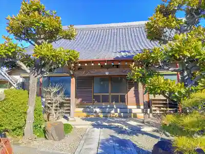 泉増院の本殿・本堂