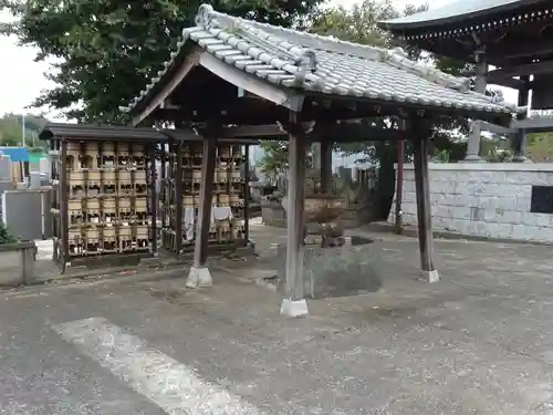 観護寺の手水舎