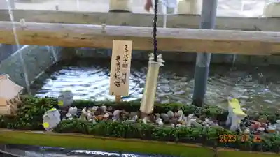 一言主神社の手水舎