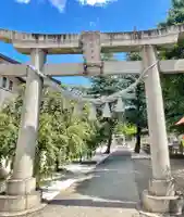 草加神社の鳥居