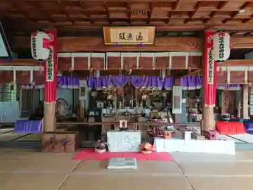 愛宕山遍照殿の本殿・本堂