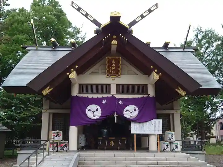 永山神社の本殿・本堂