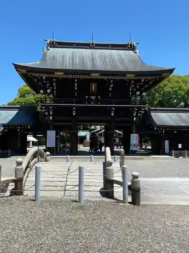 真清田神社の山門・神門